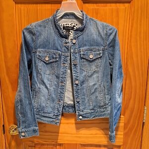 White House Black Market Light Blue Denim Jacket Size 10